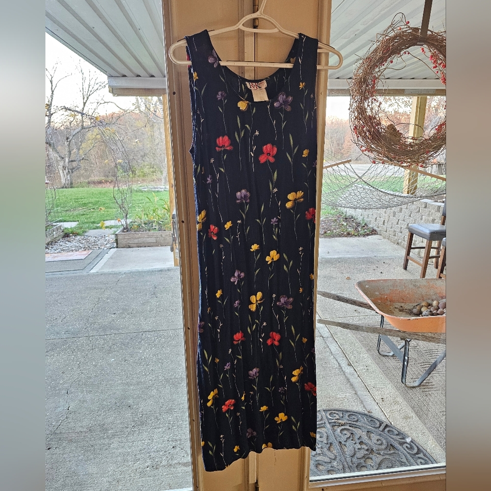 Floral Sleeveless Navy Dress